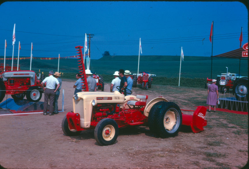 Chicago Road Show c. 1963 - Ford 2000